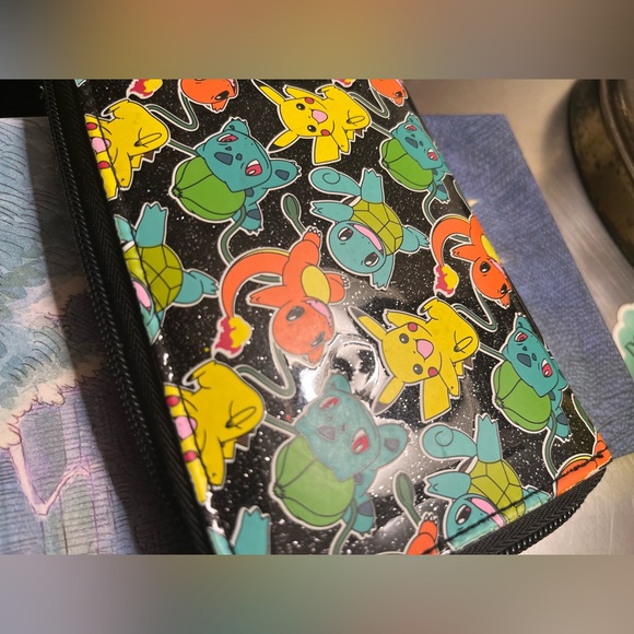 Pokemon Pikachu Squirtle Charmander Zip Around Wallet - Picture 10 of 10